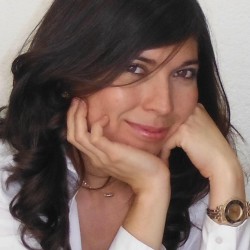 Dra. María Luisa